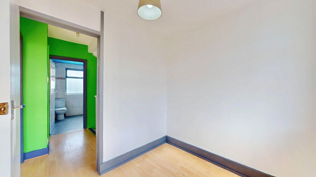 Additional image 13 of 4 bed terraced house for saleSummit Close, London NW9