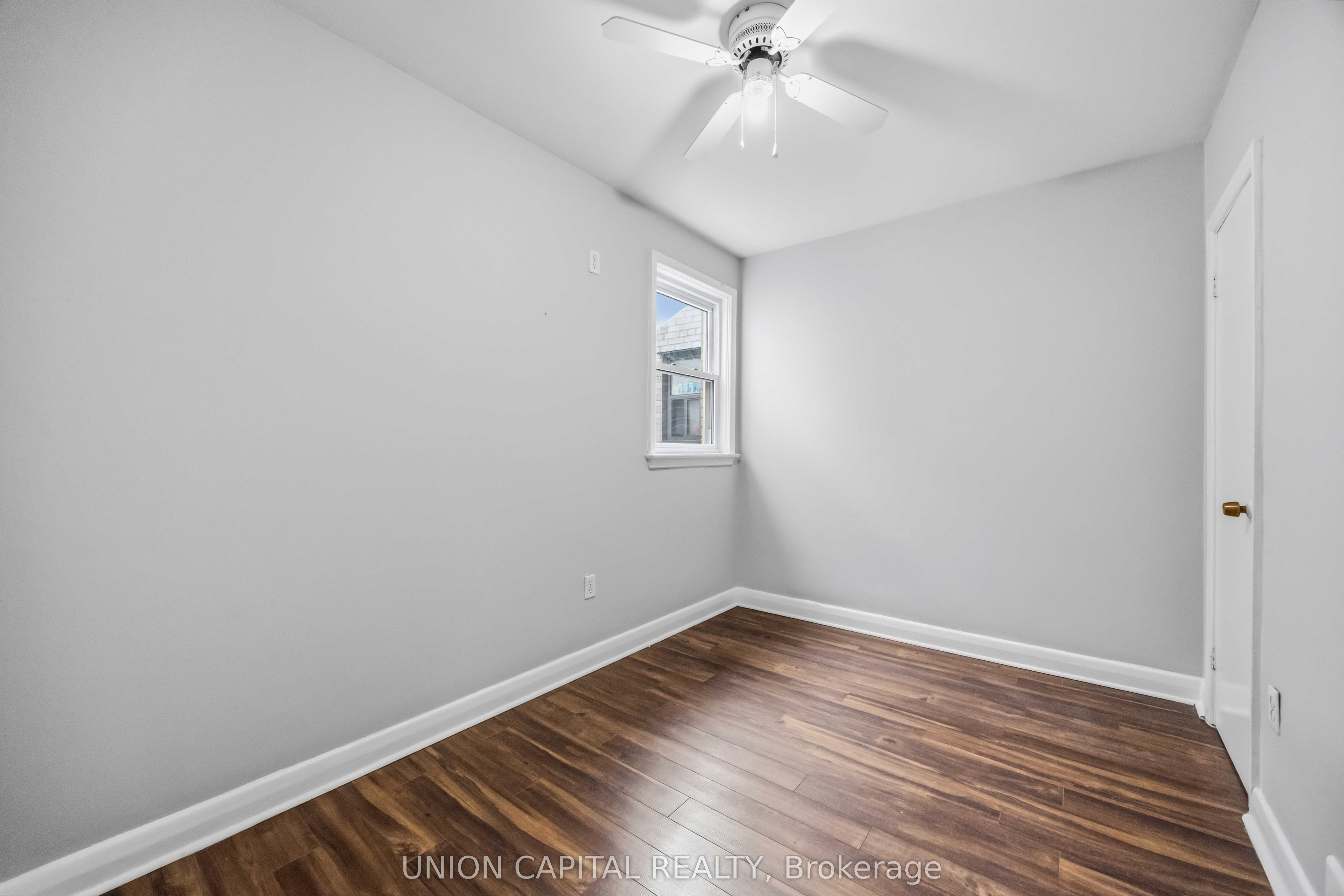 Upper-515 Marlee Avenue, Toronto, ON, M6B 3J3 photo 4