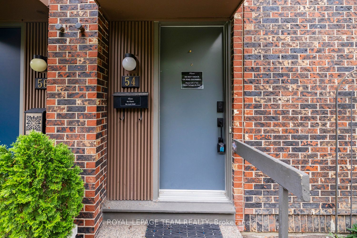 Additional image 3 of 54-121 Buell Street, Ottawa, ON, K1Z 7E7