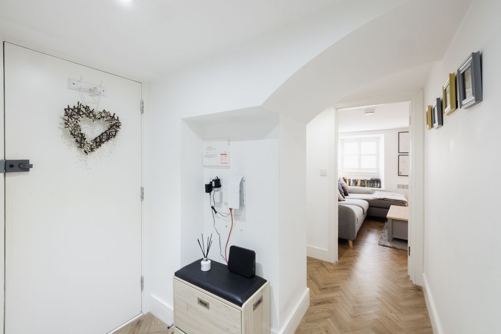 Additional image 5 of 1 bed flat for sale10 Elizabeth Place, St. Helier, Jersey JE2