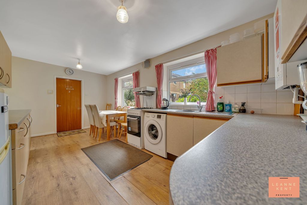 Additional image 6 of 5 bed detached bungalow for salePontypandy Lane, Caerphilly CF83