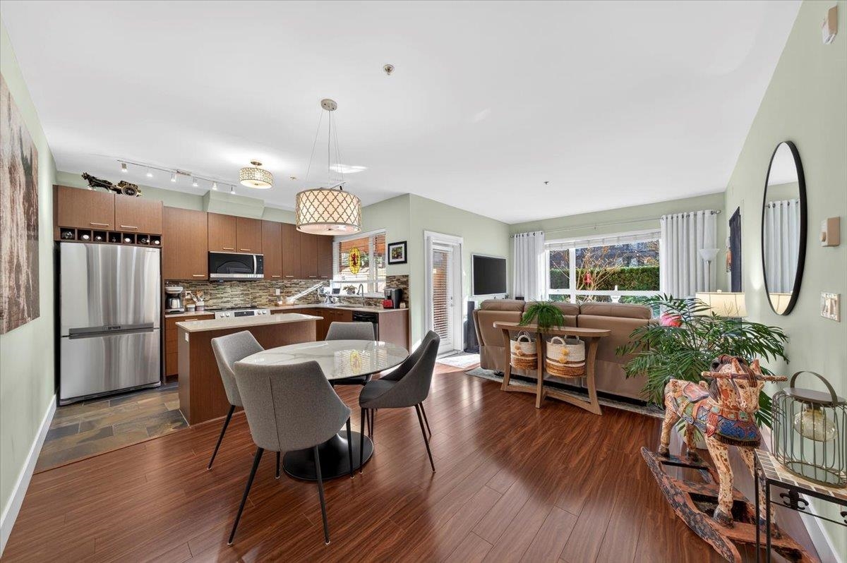 102-2473 Atkins Avenue, Port Coquitlam, BC, V3C 0C4