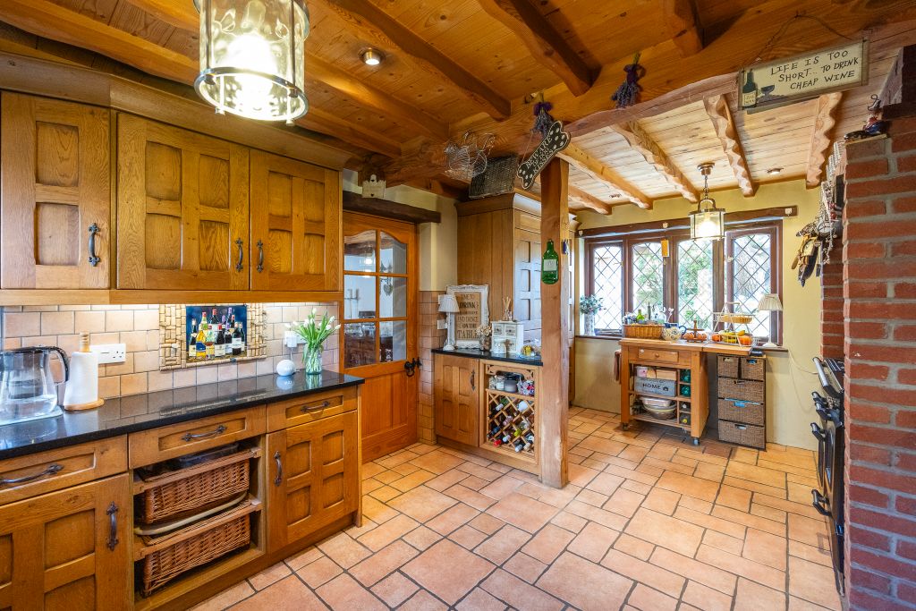 Additional image 4 of 5 bed detached house for saleSaints Road, St. Martin, Guernsey GY4
