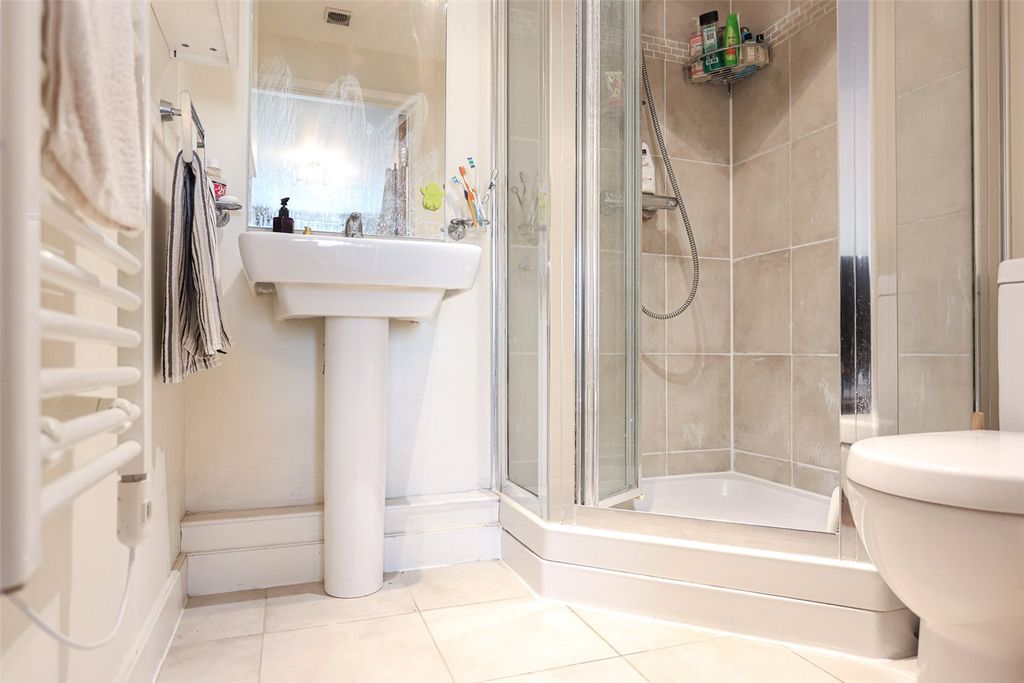 Additional image 19 of 2 bed flat for saleHeritage Avenue, Colindale NW9