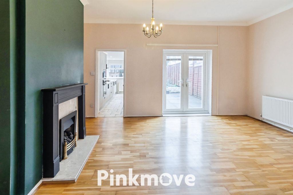 3 bed terraced house for saleRosslyn Road, Newport NP19