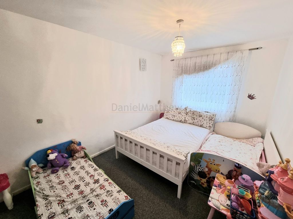 Additional image 8 of 2 bed flat for saleDaviot Street, Cardiff CF24
