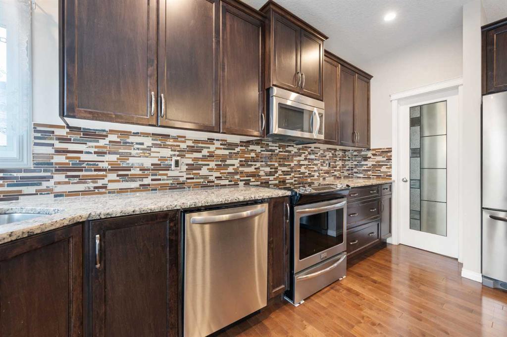 Additional image 5 of 220 Walden Heights SE, Calgary, AB, T2X 0V7