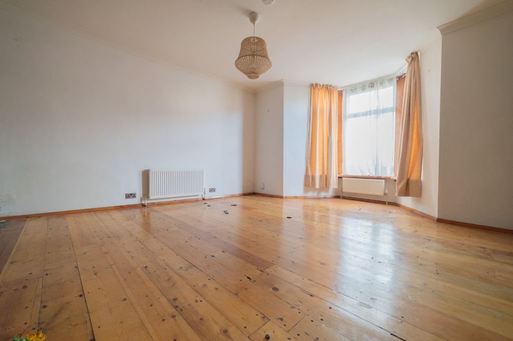 Additional image 4 of 1 bed flat for salePenarth Road, Grangetown CF11