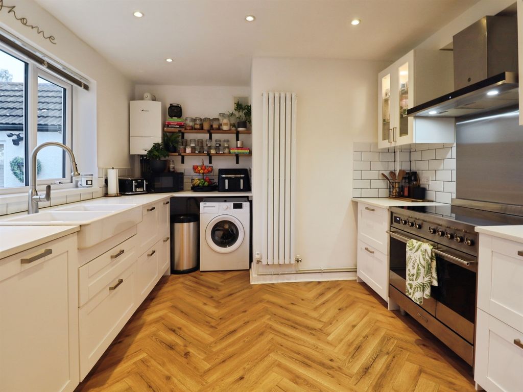 Additional image 6 of 3 bed semi-detached house for saleElgar Crescent, Llanrumney, Cardiff CF3