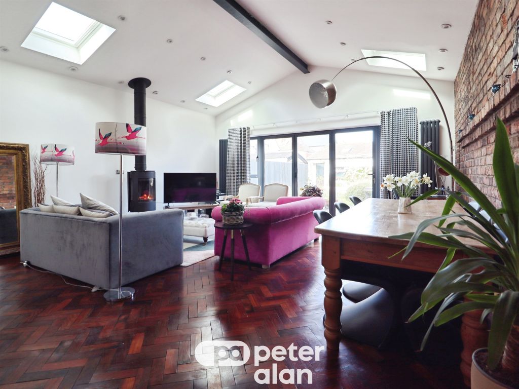 3 bed semi-detached bungalow for saleMaplewood Avenue, Cardiff CF14