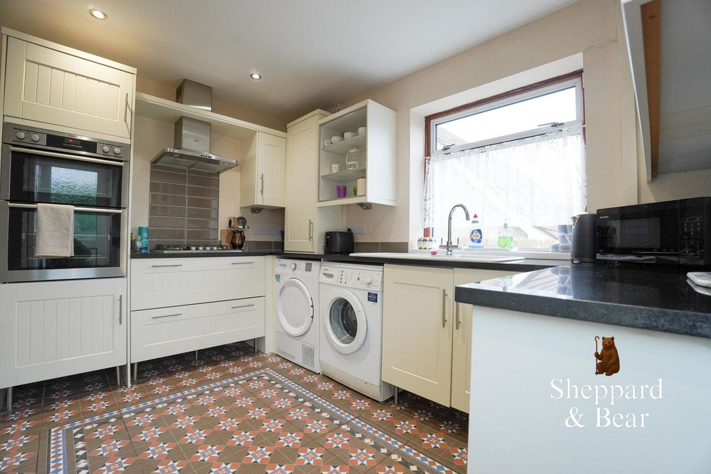 Additional image 3 of 3 bed detached bungalow for saleSunnycroft Rise, Dinas Powys CF64