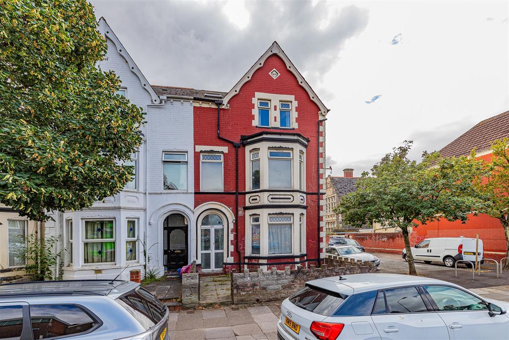 4 bed end terrace house for saleCowbridge Road East, Canton, Cardiff CF5