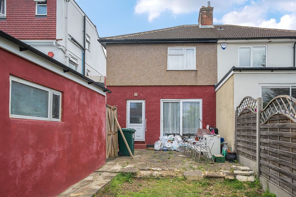 Additional image 13 of 3 bed semi-detached house for saleManor Way, London NW9
