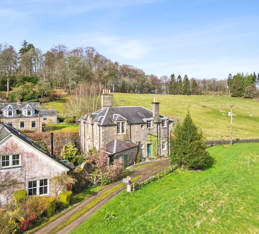 2 bed flat for saleKeir, Keir Stud House FK15