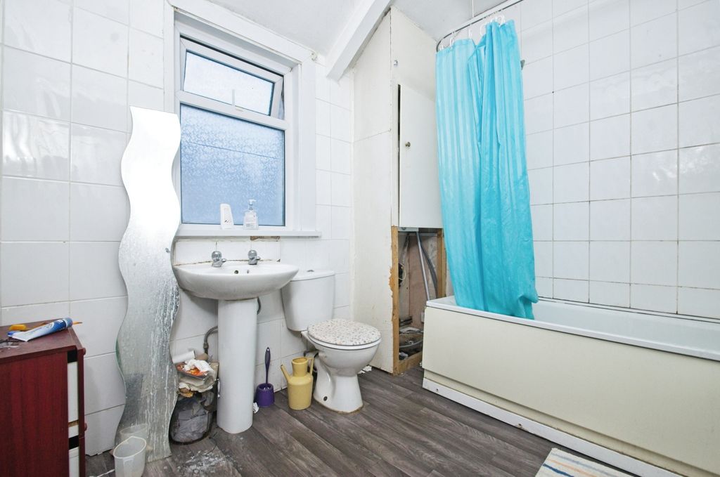 Additional image 11 of 5 bed detached house for saleAlbany Road, Cardiff CF24