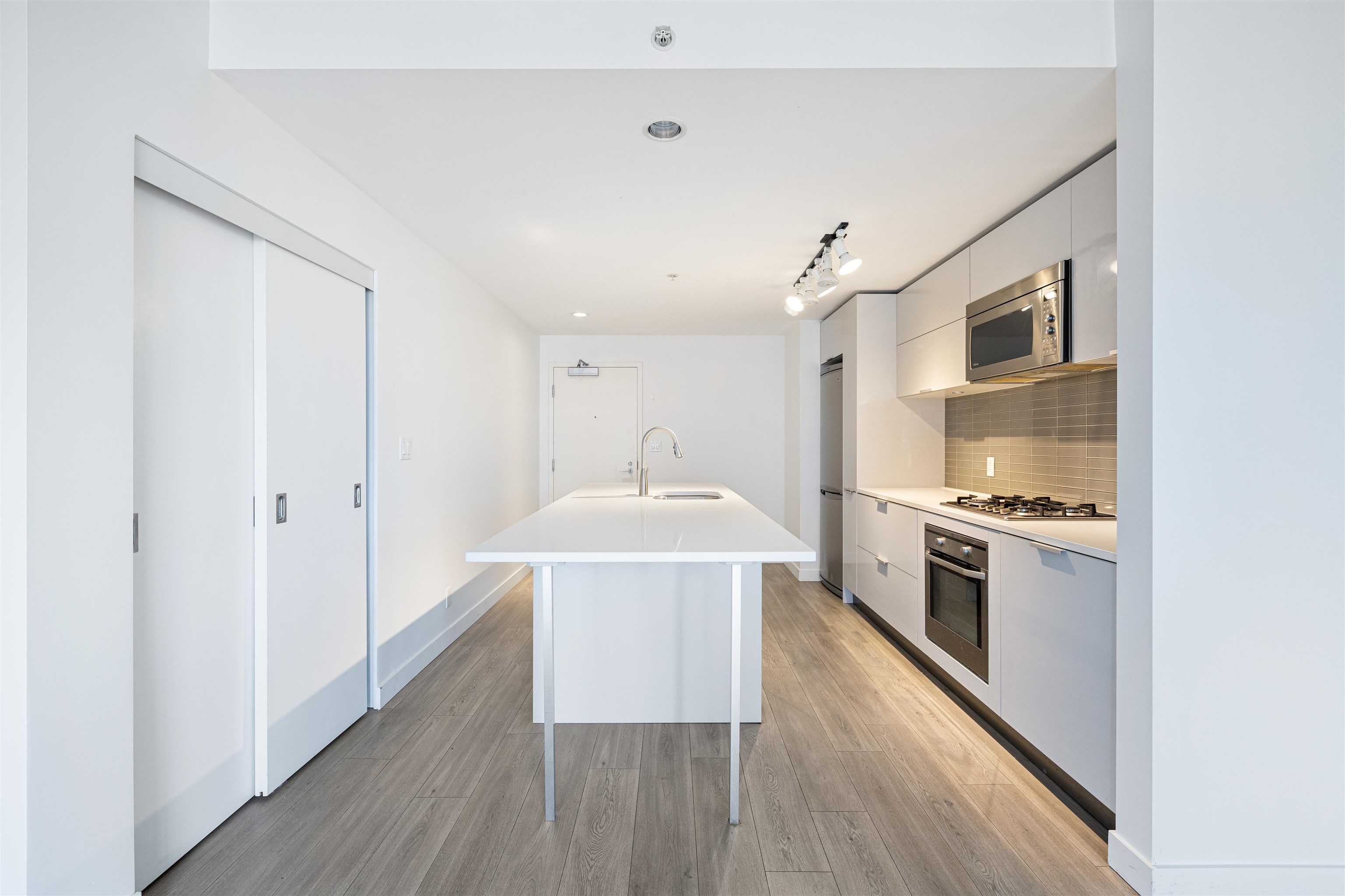 Additional image 5 of 1407-108 Cordova Street W, Vancouver, BC, V6B 0G5