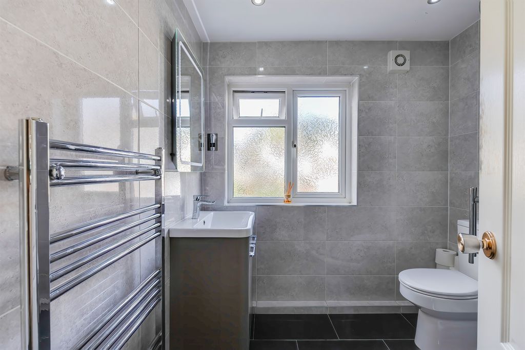 Additional image 13 of 4 bed detached house for saleChartwell Drive, Lisvane, Cardiff CF14