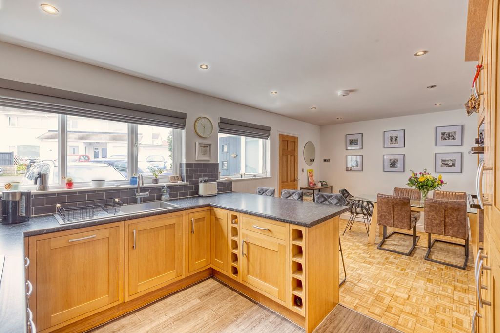 Additional image 5 of 4 bed semi-detached house for sale13 Nomond Avenue, St Helier JE2