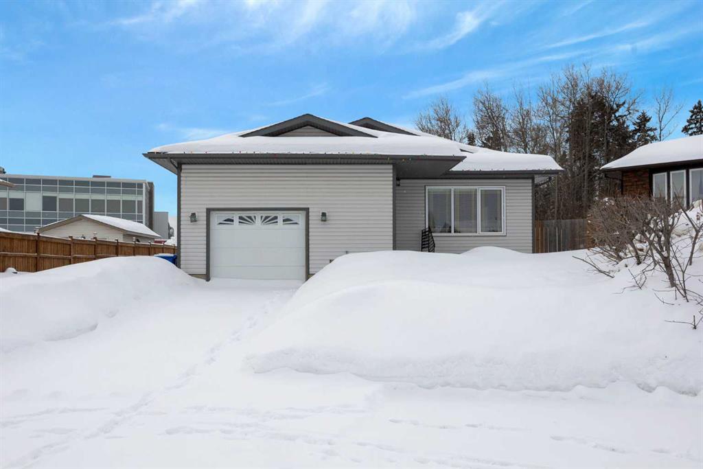 218 Maclaren Crescent, Fort Mcmurray, AB, T9K 1J8