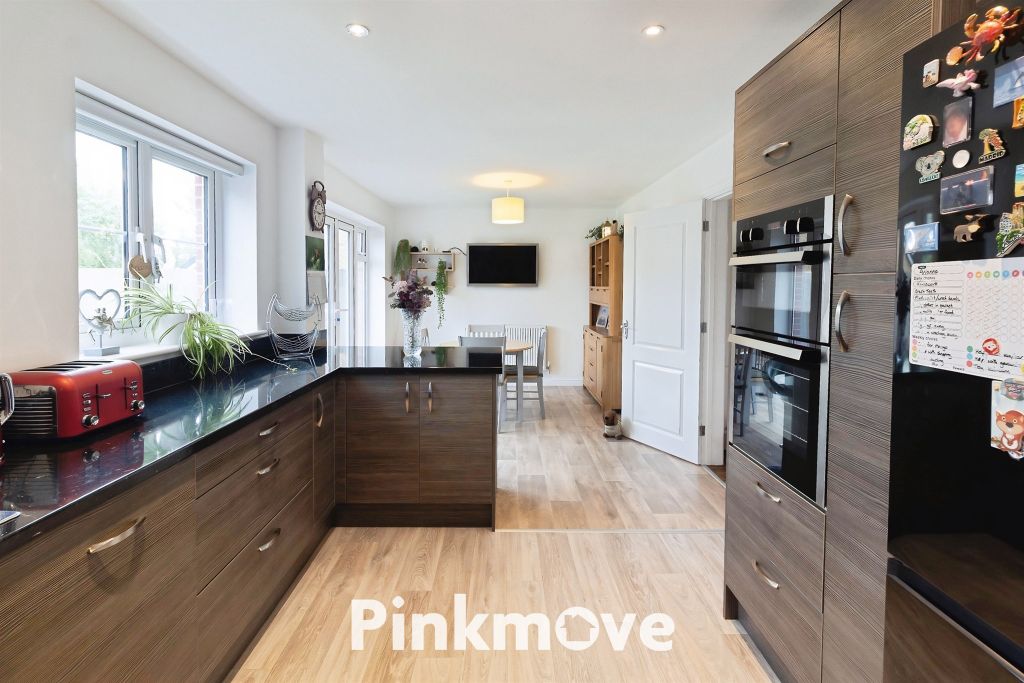 4 bed detached house for saleArrow Close, Newport NP20