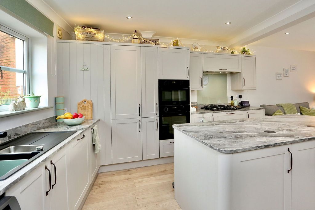 Additional image 11 of 4 bed town house for sale94 Lakeside Way, Nantyglo, Ebbw Vale NP23