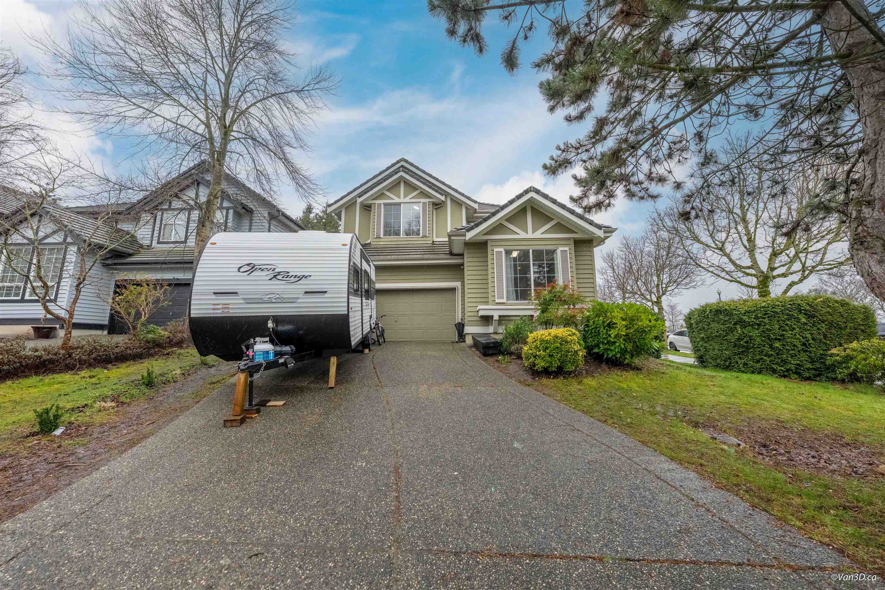 15649 Rosemary Heights Crescent, Surrey, BC, V3Z 0K2