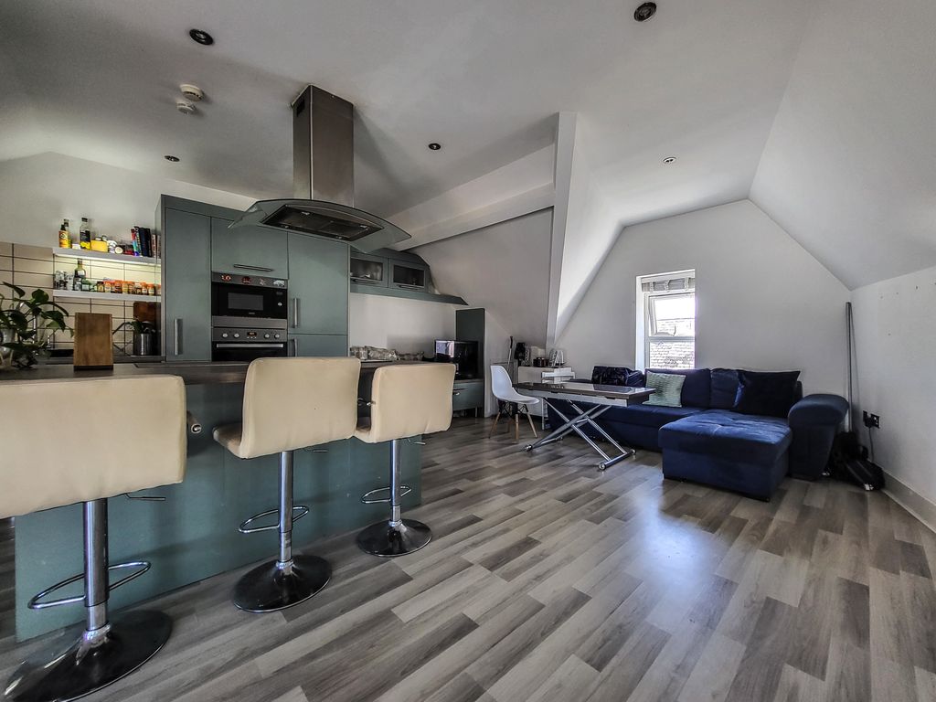 Additional image 4 of 3 bed flat for saleAtlas Road, Cardiff CF5