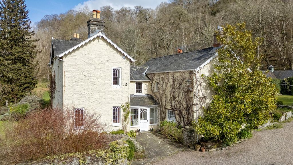 Additional image 2 of 4 bed detached house for salePontsioni, Aberedw, Builth Wells, Powys LD2