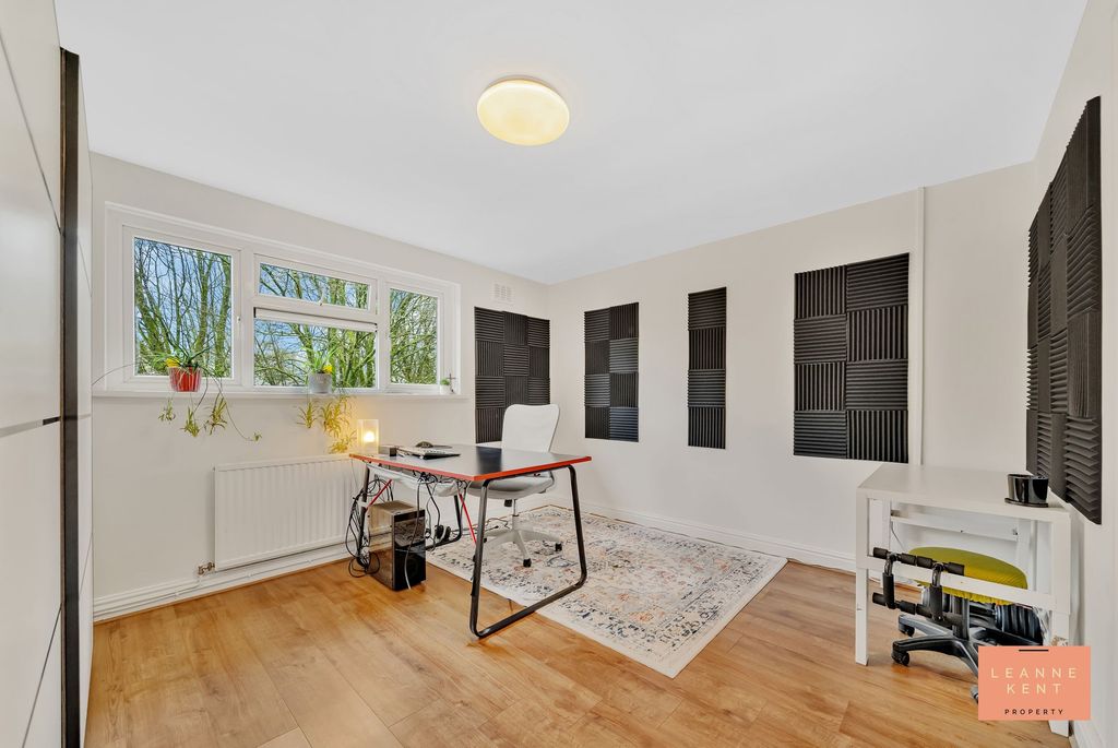 Additional image 17 of 3 bed flat for saleOak House, Hollybush Estate, Cardiff CF14