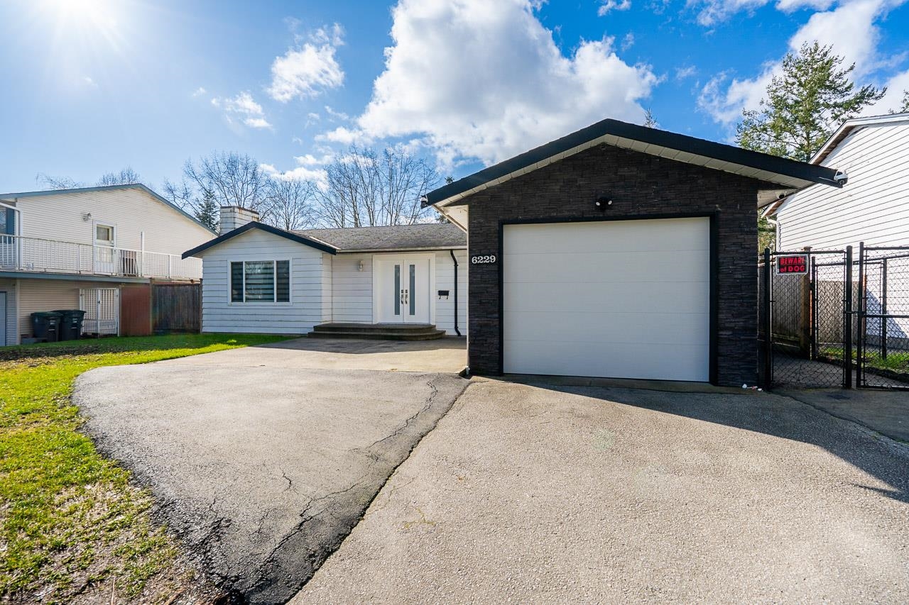 6229 174b Street, Surrey, BC, V3S 5K8