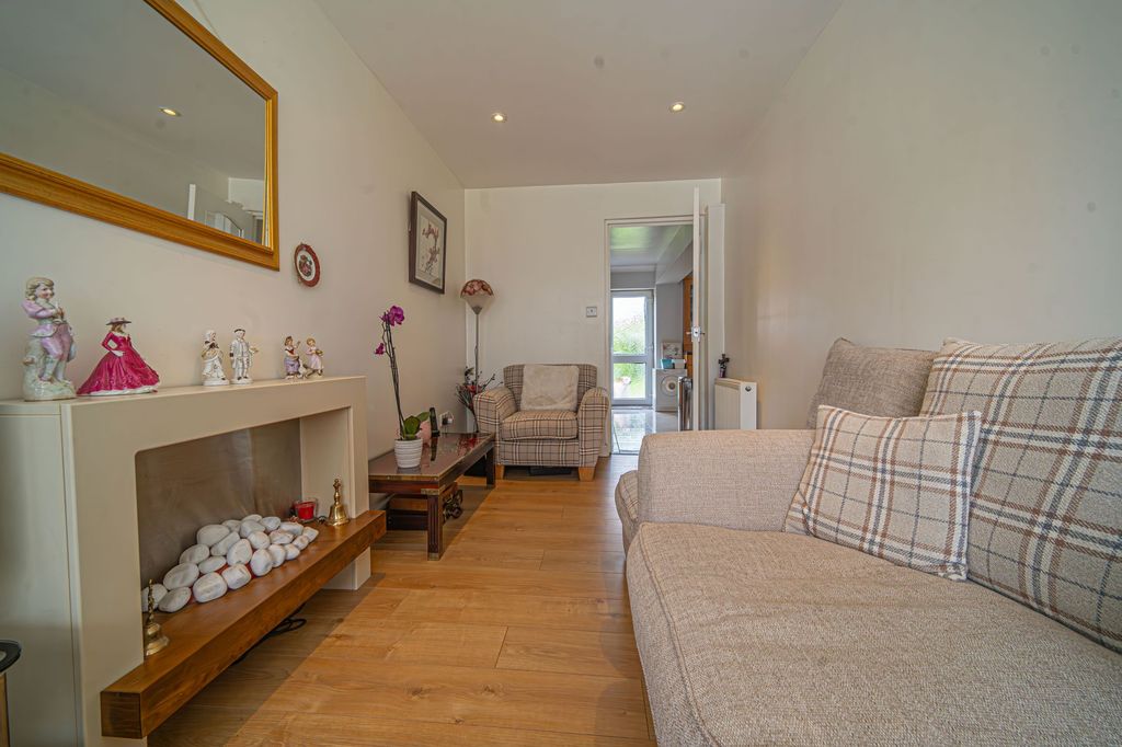 Additional image 17 of 5 bed detached house for saleThe Plantation, Undy NP26
