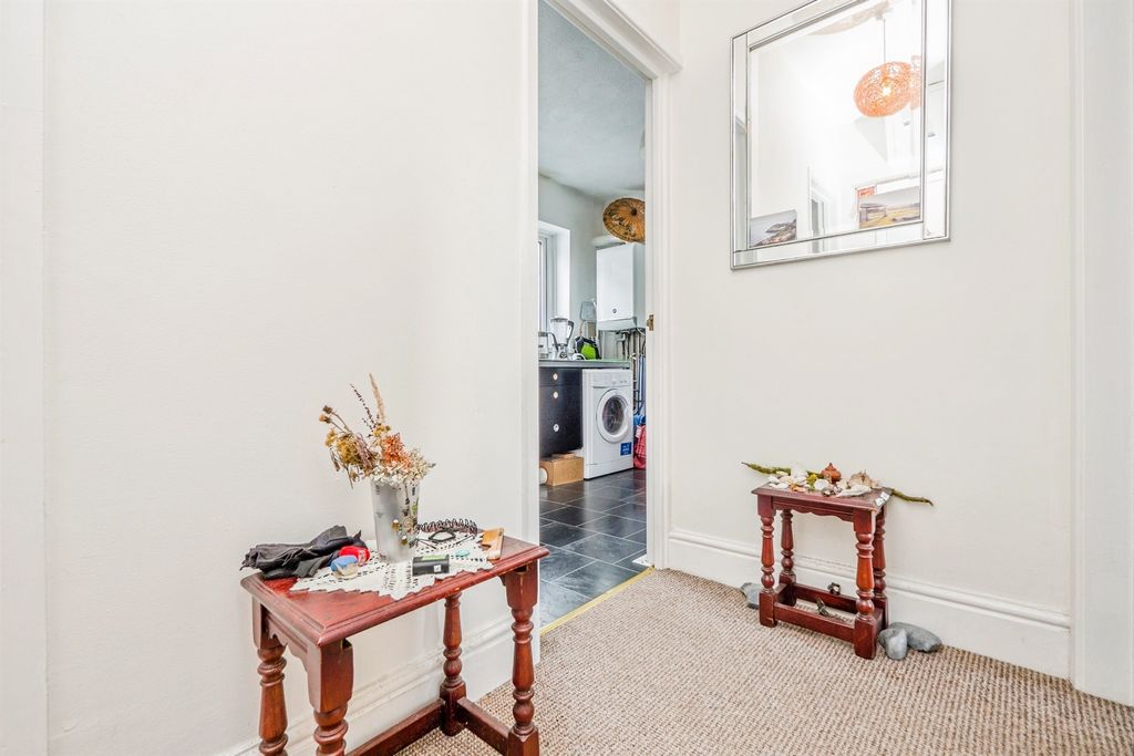 Additional image 12 of 1 bed flat for saleFairleigh Road, Cardiff CF11