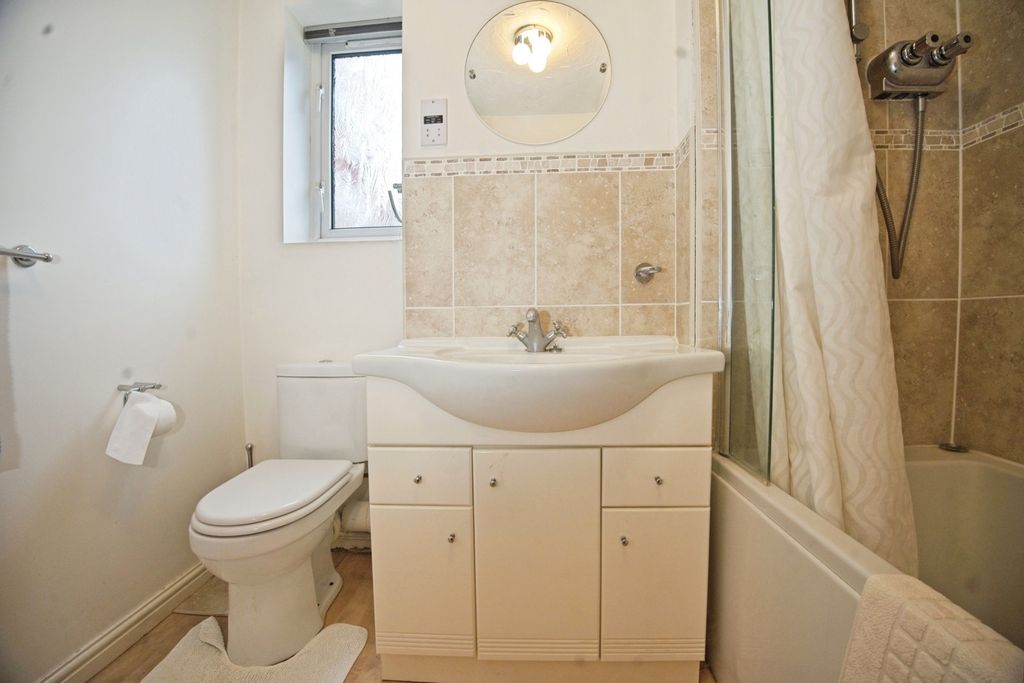 Additional image 11 of 2 bed flat for saleHalliard Court, Barquentine Place, Cardiff CF10
