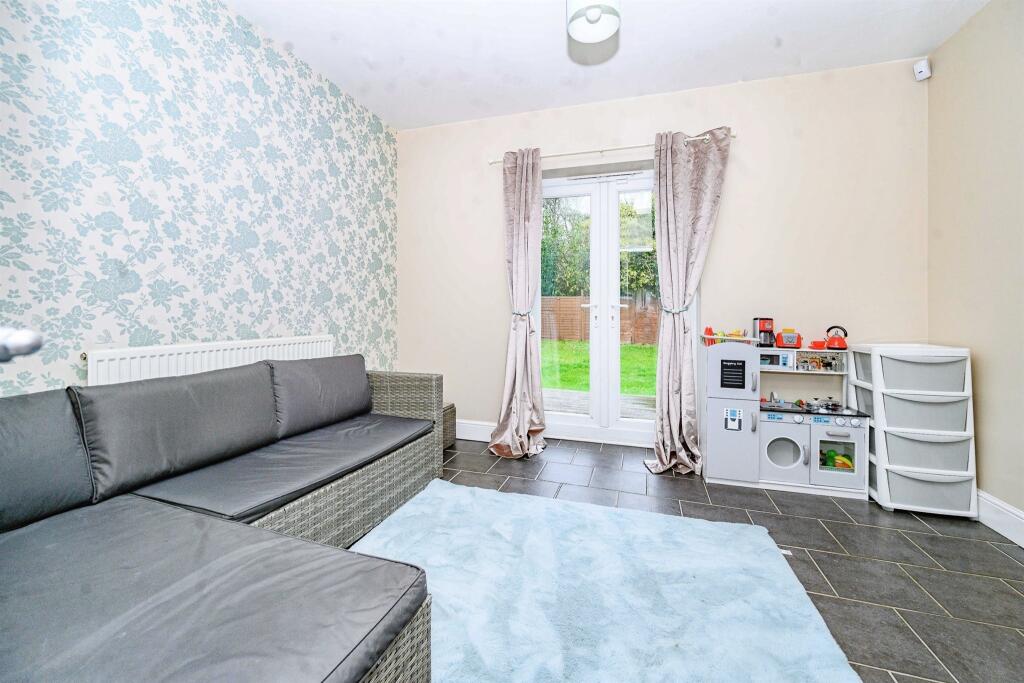 Additional image 4 of Cecil Crescent, Hatfield