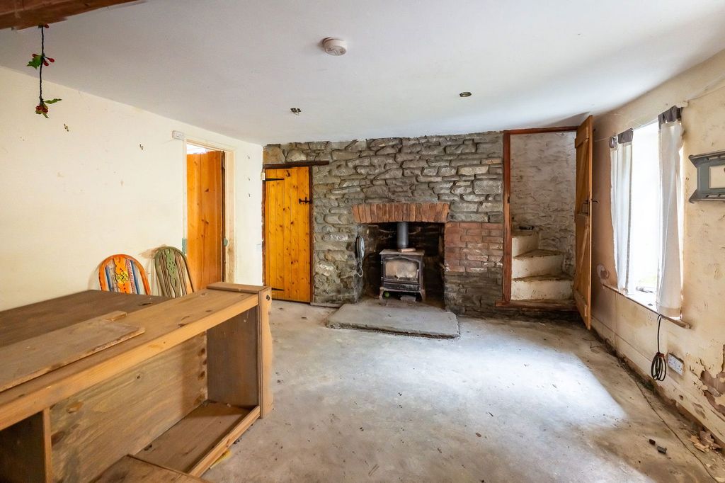 Additional image 2 of 3 bed cottage for saleChurch Lane, Nantgarw, Cardiff CF15