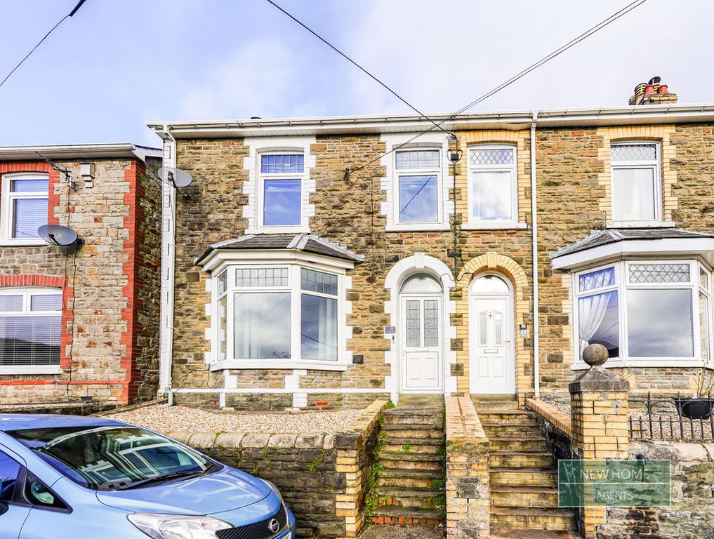 4 bed end terrace house for saleManor Road, Abersychan, Pontypool NP4