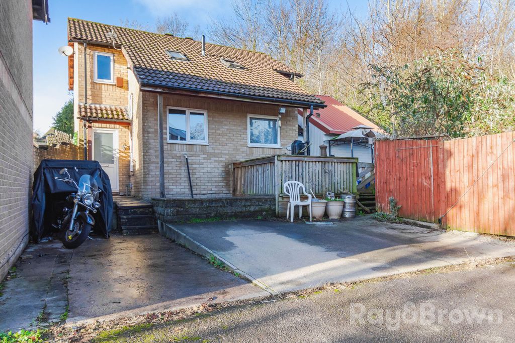1 bed semi-detached house for saleBirkdale Close, St. Mellons, Cardiff CF3