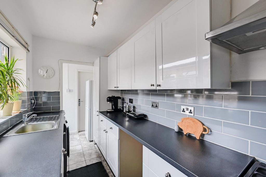 Additional image 6 of 2 bed terraced house for saleLower Ebor Street, Clementhorpe, York YO23