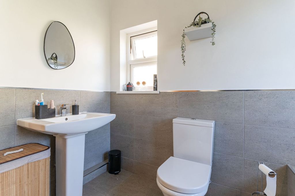 Additional image 14 of 3 bed semi-detached house for saleBrynglas Road, Newport NP20