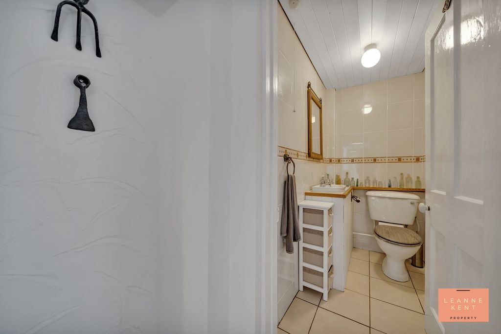 Additional image 30 of 6 bed detached house for saleWatford Road, Caerphilly CF83