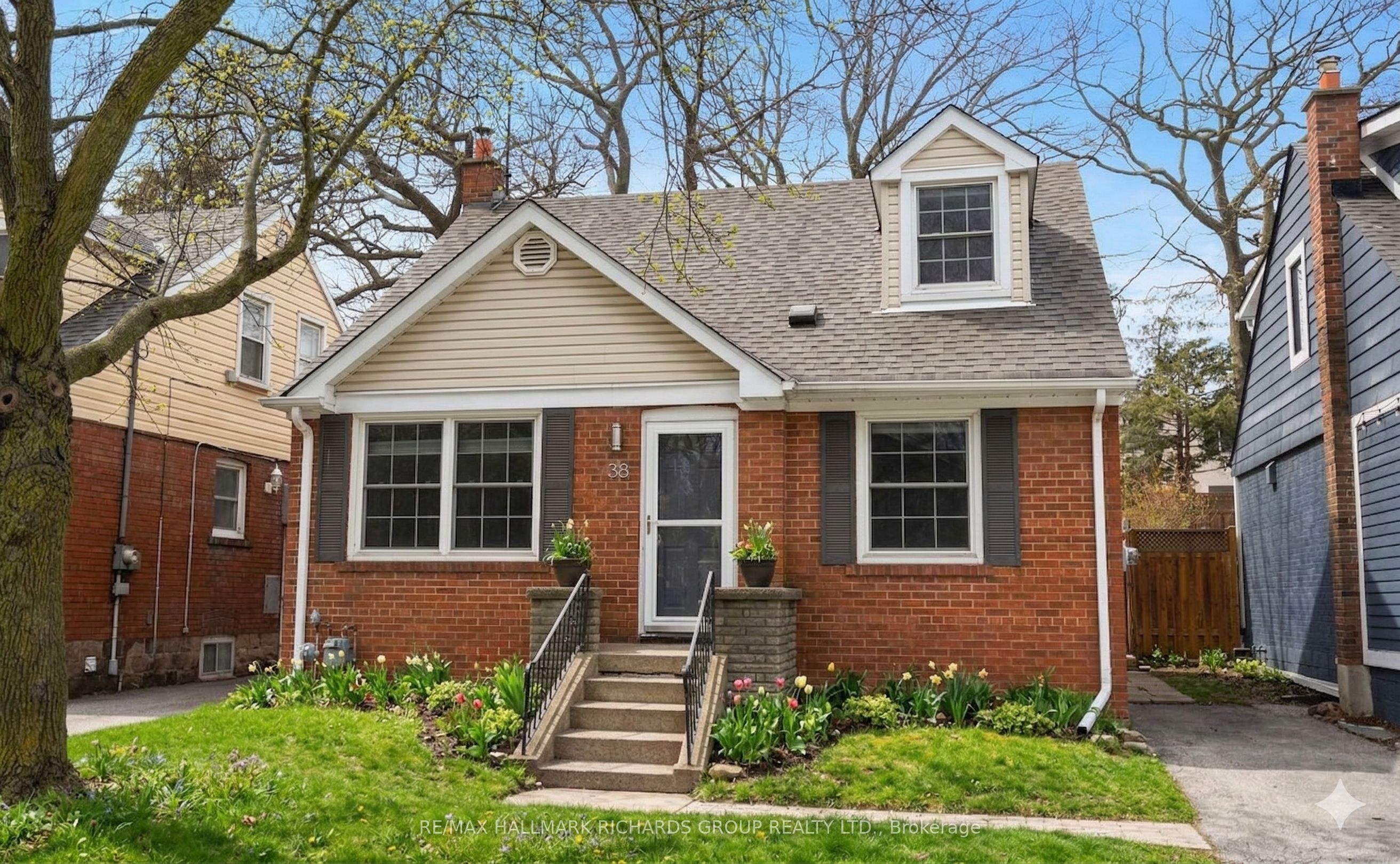 38 Anndale Road, Toronto, ON, M1N 1C5