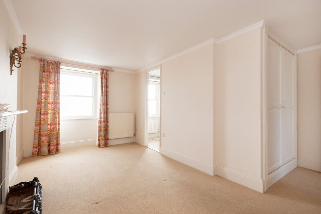 Additional image 11 of 4 bed semi-detached house for saleGlategny Esplanade, St Peter Port GY1