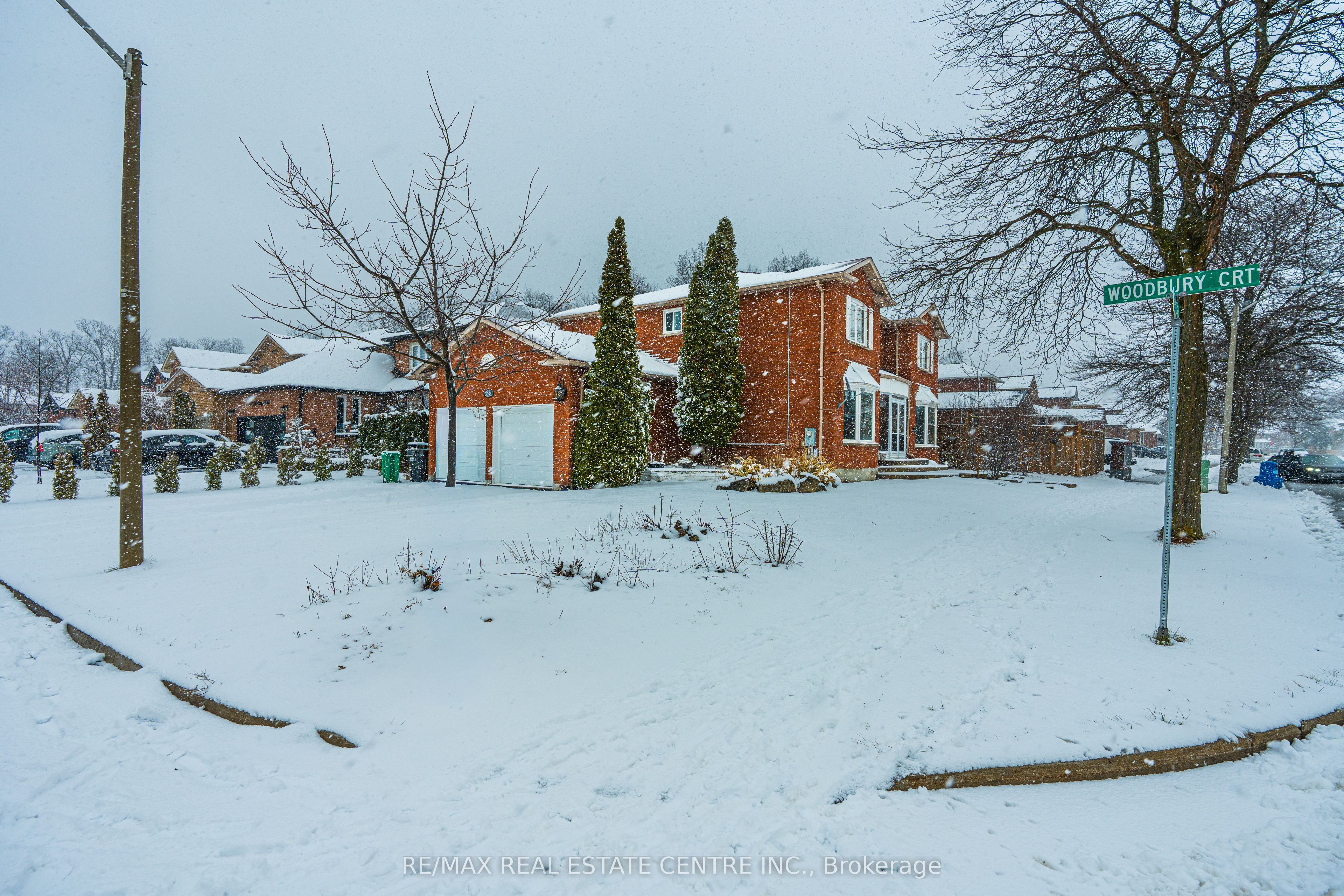 Additional image 3 of 36 Woodbury Court, Brampton, ON, L6Y 4K5