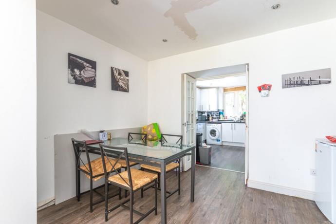 6 bed shared accommodation to rentBeeslack Lodge, Penicuik EH26 photo 5