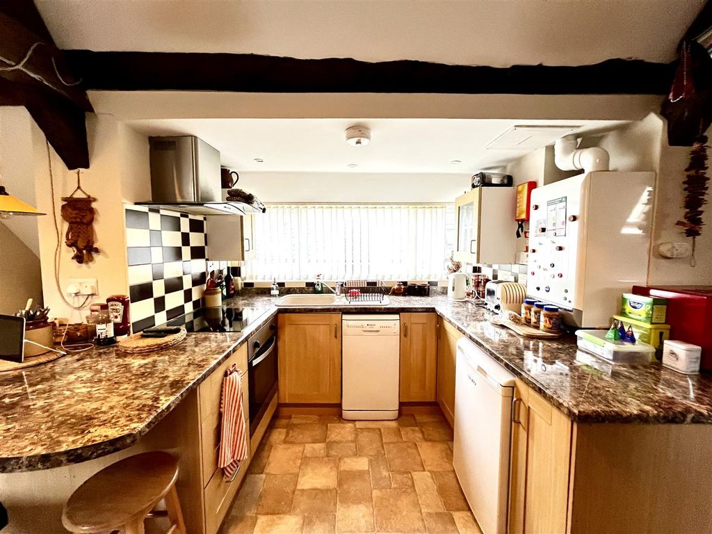 Additional image 3 of 4 bed flat for saleMarket Place, Coleford GL16