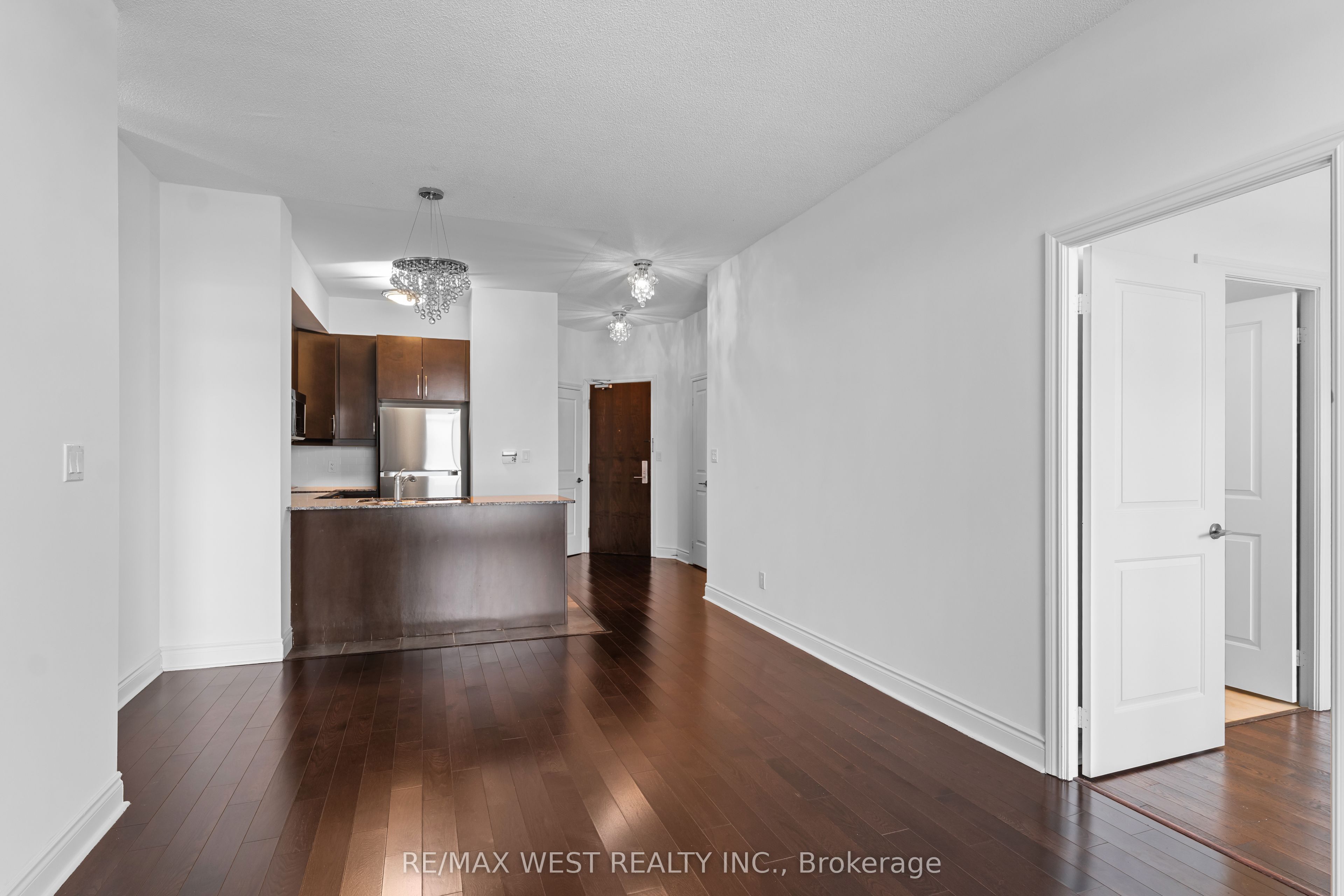 Additional image 3 of 511-25 Earlington Avenue, Toronto, ON, M8X 3A3