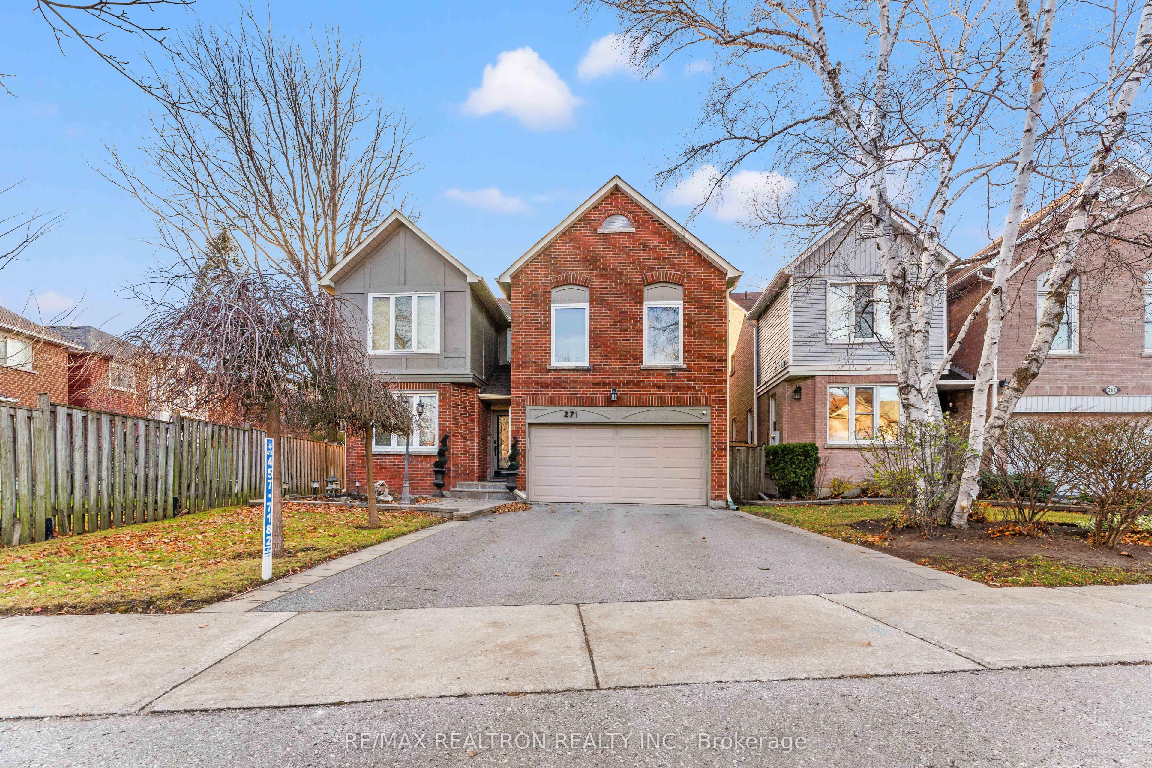 271 Rose Green Drive, Vaughan, ON, L4J 4S8