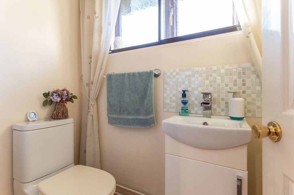 Additional image 14 of 4 bed detached house for saleFenner Brockway Close, Newport NP19