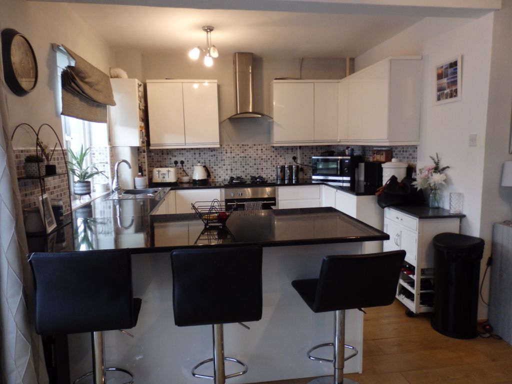 Additional image 8 of 2 bed flat for saleGlan Y Nant Road, Cardiff CF14