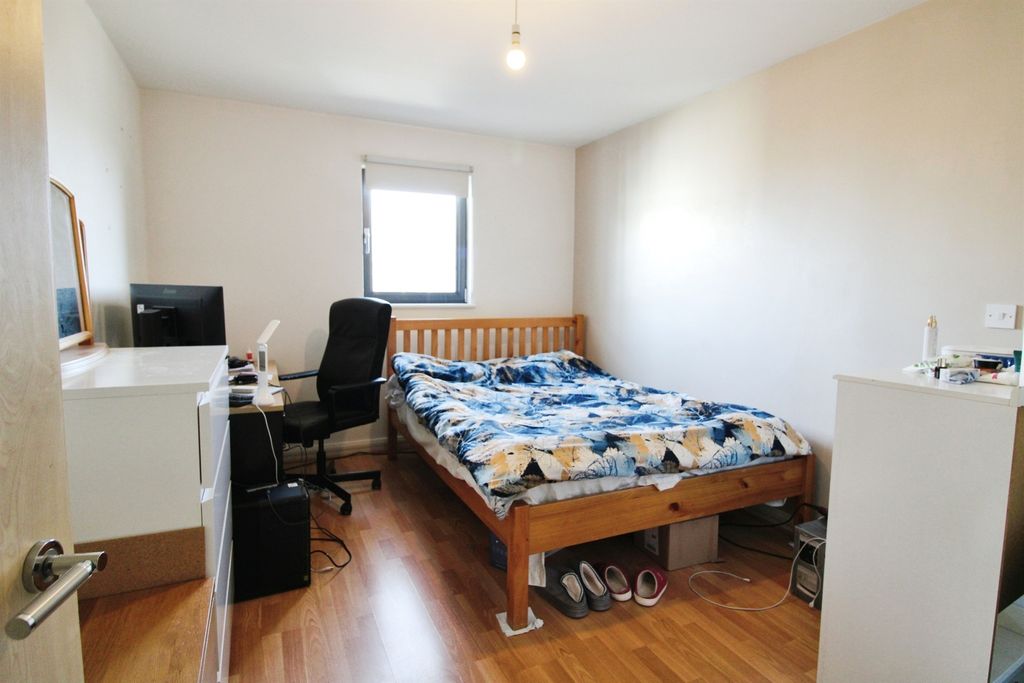 Additional image 5 of 1 bed detached house for saleLandmark Place, Cardiff CF10